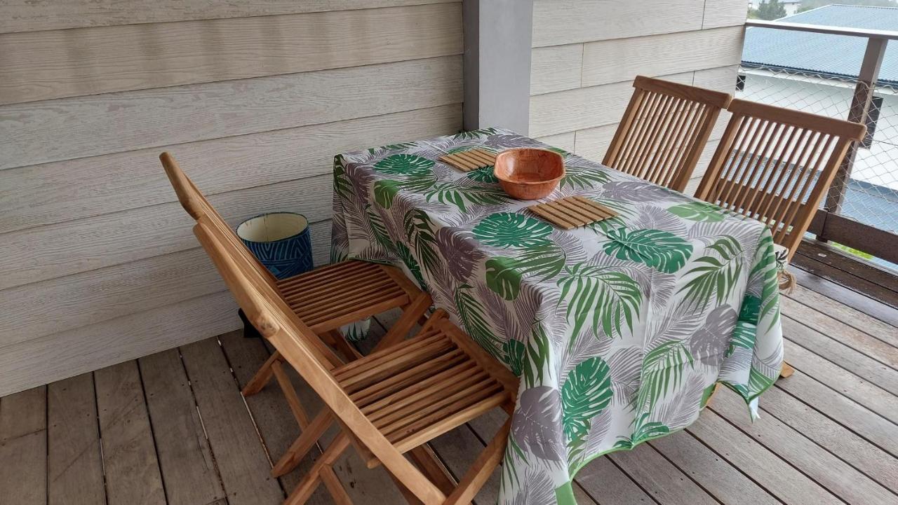 Studio Vaimiti Pour 2 Personnes Vue Mer Et Moorea 帕皮提 外观 照片