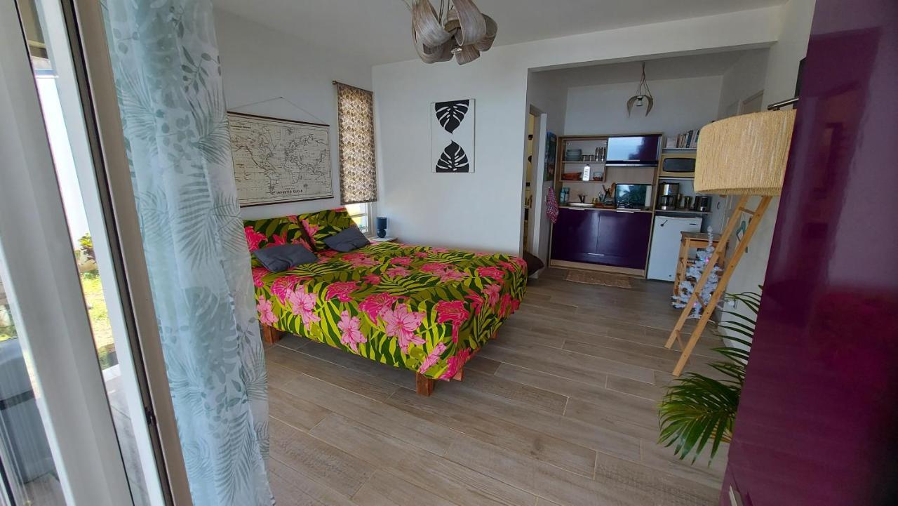 Studio Vaimiti Pour 2 Personnes Vue Mer Et Moorea 帕皮提 外观 照片